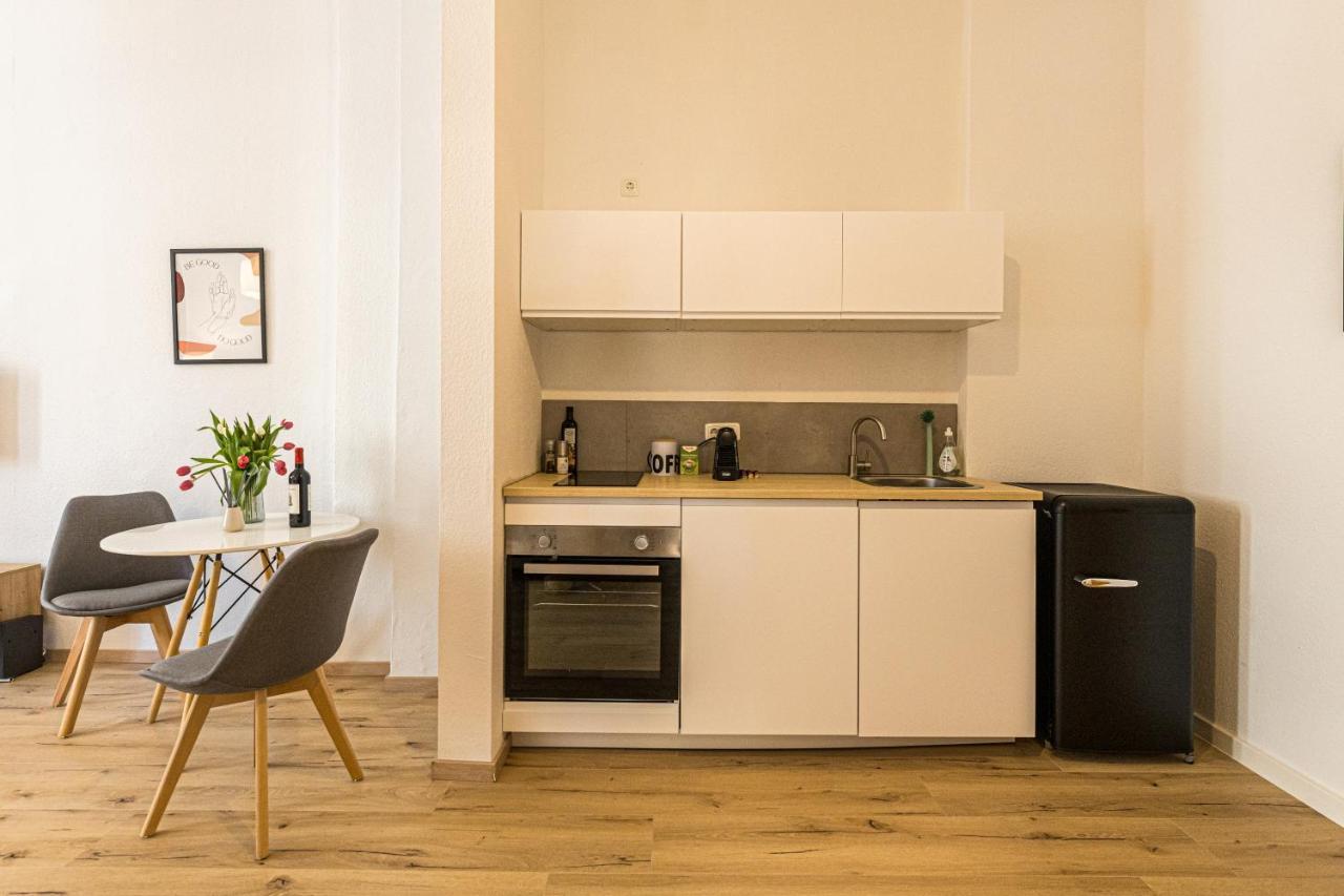 Ruhige Und Stilvolle Wohnung Am Clara-Zetkin-Park Lipsia Esterno foto